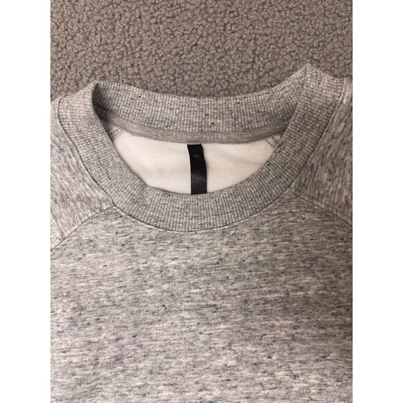Fabletics Gray Go-To Crew Sweatshirt Special Edition womens small sweatshirt - Picture 3 of 6